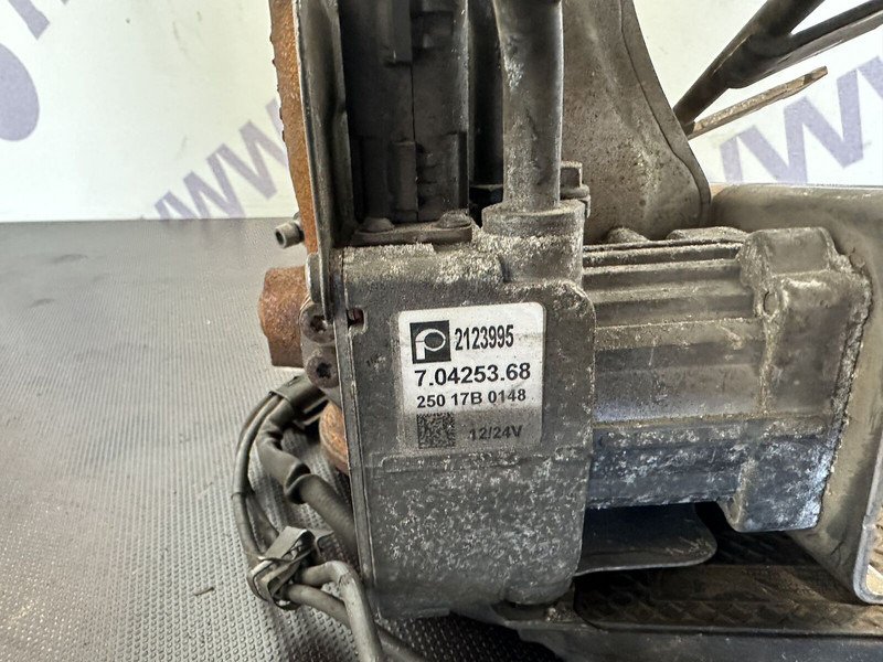 DAF XF106 - Двигун та запчастини в категорії Вантажівки: фото 4 DAF XF106 - Двигун та запчастини в категорії Вантажівки: фото 4