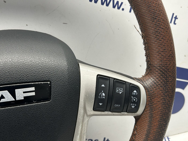 DAF steering wheel - Рульове колесо в категорії Вантажівки: фото 4 DAF steering wheel - Рульове колесо в категорії Вантажівки: фото 4