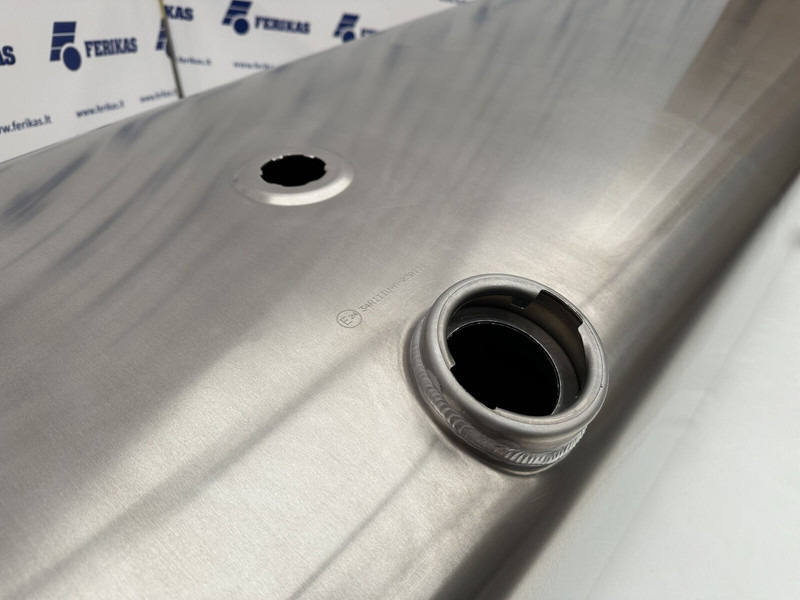 Iveco - Паливний бак в категорії Вантажівки: фото 4 Iveco - Паливний бак в категорії Вантажівки: фото 4