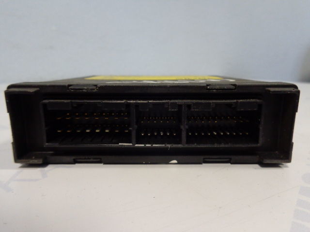 Iveco Multiplex System:Cabin Module ROBERT BOSCH GmbH - Блок управління в категорії Вантажівки: фото 2 Iveco Multiplex System:Cabin Module ROBERT BOSCH GmbH - Блок управління в категорії Вантажівки: фото 2