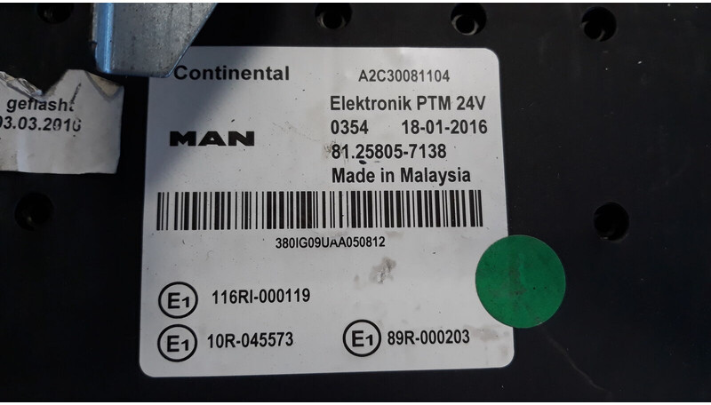 MAN D2676 EURO 6 ECU set , ignition with key - Блок управління в категорії Вантажівки: фото 3 MAN D2676 EURO 6 ECU set , ignition with key - Блок управління в категорії Вантажівки: фото 3