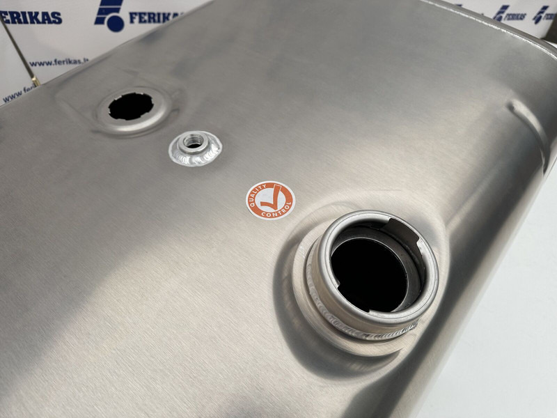 MAN - Паливний бак в категорії Вантажівки: фото 4 MAN - Паливний бак в категорії Вантажівки: фото 4