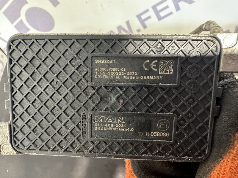 MAN NOX sensor - Вихлопна труба в категорії Вантажівки: фото 4 MAN NOX sensor - Вихлопна труба в категорії Вантажівки: фото 4