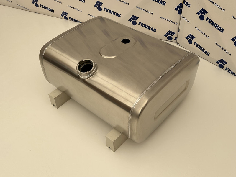 MAN New aluminum fuel tank 150L - Паливний бак в категорії Вантажівки: фото 2 MAN New aluminum fuel tank 150L - Паливний бак в категорії Вантажівки: фото 2