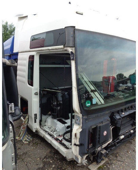 MAN TGA, TGX cabins for sale, BIG stock, few colors - Кабіна й інтер'єр в категорії Вантажівки: фото 4 MAN TGA, TGX cabins for sale, BIG stock, few colors - Кабіна й інтер'єр в категорії Вантажівки: фото 4