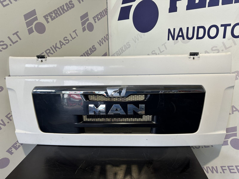 MAN TGM - Решітка радіатора в категорії Вантажівки: фото 1 MAN TGM - Решітка радіатора в категорії Вантажівки: фото 1