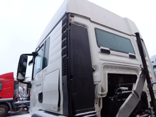 MAN TGS good condition cab ( EUROPE DELIVERY ) - Кабіна й інтер'єр в категорії Вантажівки: фото 3 MAN TGS good condition cab ( EUROPE DELIVERY ) - Кабіна й інтер'єр в категорії Вантажівки: фото 3