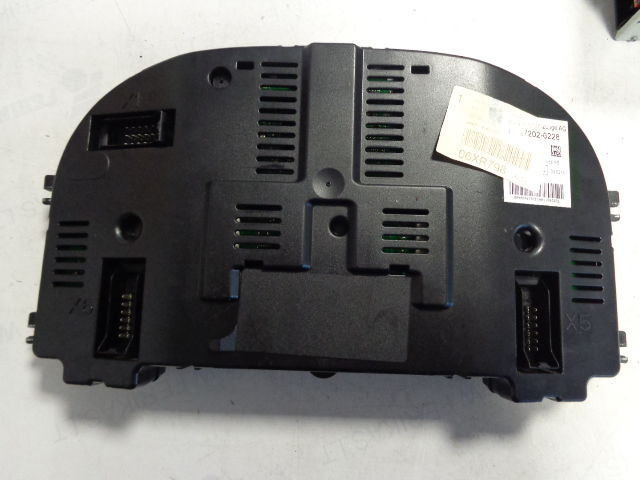 MAN (WORLDWIDE DELIVERY ) - Приладова панель в категорії Вантажівки: фото 2 MAN (WORLDWIDE DELIVERY ) - Приладова панель в категорії Вантажівки: фото 2