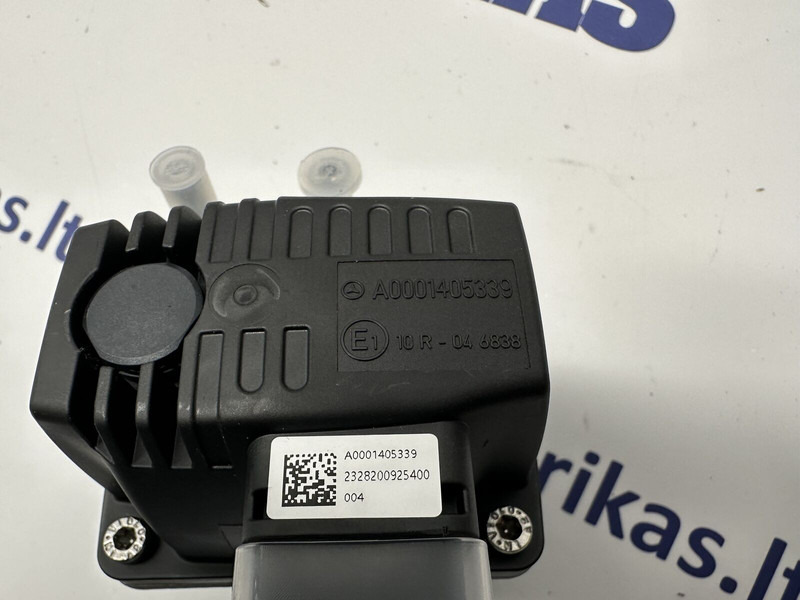 Mercedes-Benz NEW - Вихлопна система в категорії Вантажівки: фото 4 Mercedes-Benz NEW - Вихлопна система в категорії Вантажівки: фото 4