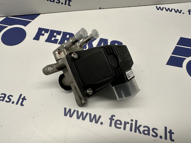 Mercedes-Benz NEW - Вихлопна система в категорії Вантажівки: фото 1 Mercedes-Benz NEW - Вихлопна система в категорії Вантажівки: фото 1