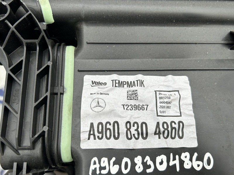 Mercedes-Benz air conditionioning heater system - Опалення/ Вентиляція в категорії Вантажівки: фото 5 Mercedes-Benz air conditionioning heater system - Опалення/ Вентиляція в категорії Вантажівки: фото 5