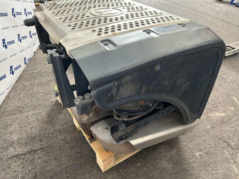 Каталізатор в категорії Вантажівки Mercedes-Benz exhaust catalyst: фото 6