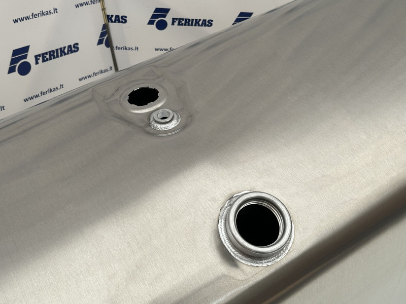 Scania New aluminum fuel tank 550L - Паливний бак в категорії Вантажівки: фото 4 Scania New aluminum fuel tank 550L - Паливний бак в категорії Вантажівки: фото 4