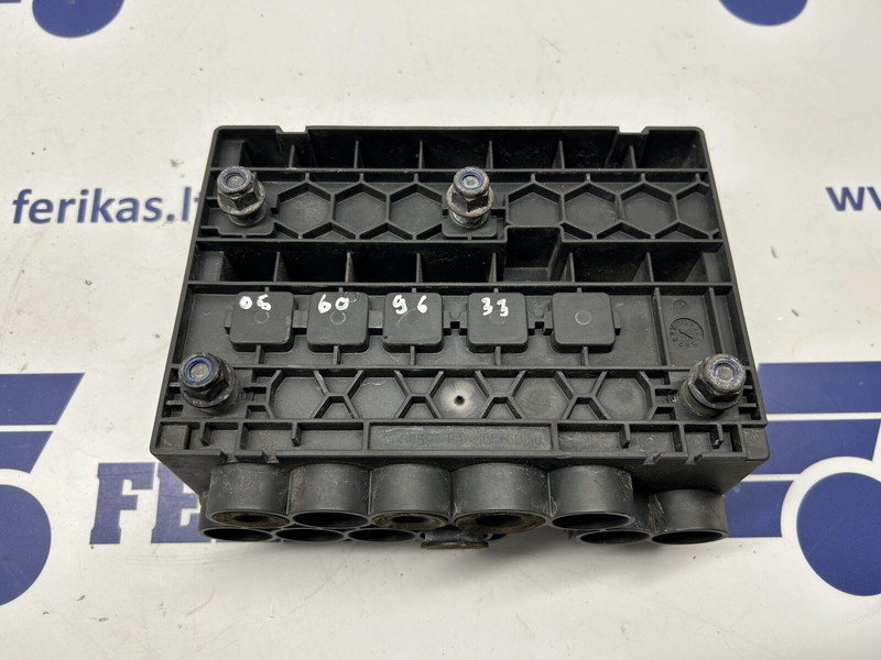 Scania R - Електрична система в категорії Вантажівки: фото 3 Scania R - Електрична система в категорії Вантажівки: фото 3