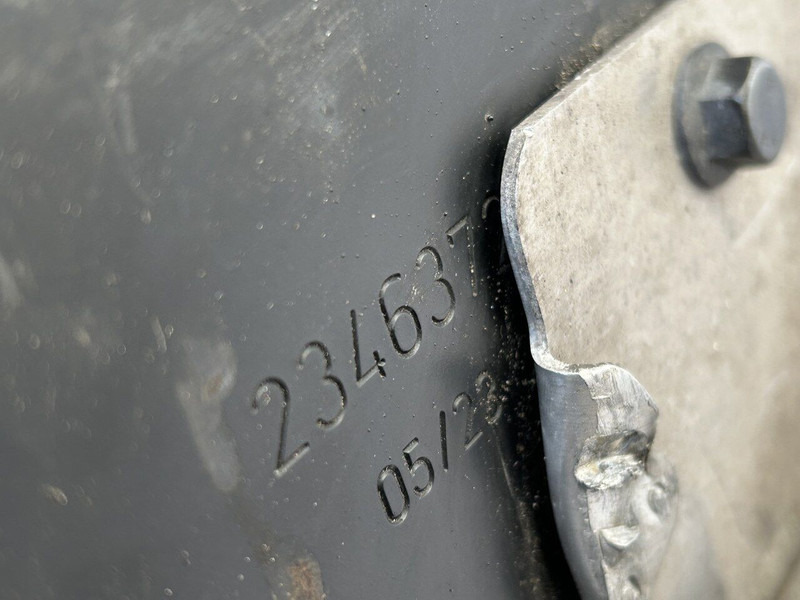 Scania bumper bar, support - Бампер в категорії Вантажівки: фото 5 Scania bumper bar, support - Бампер в категорії Вантажівки: фото 5