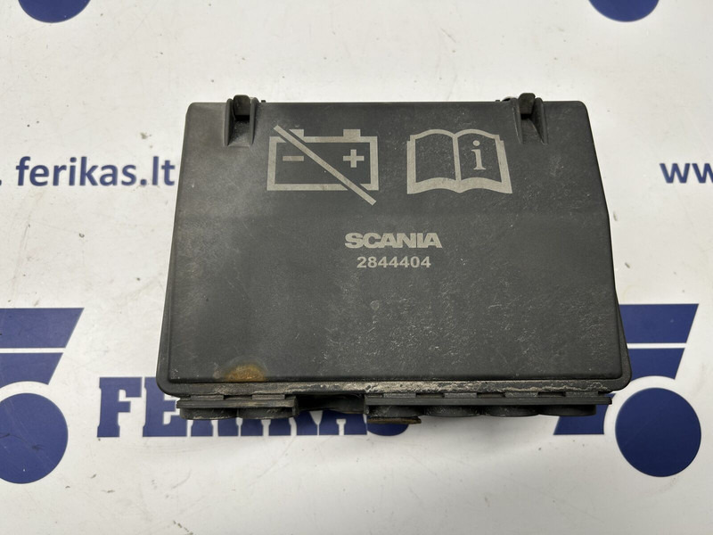 Scania fuse block - Електрична система в категорії Вантажівки: фото 1 Scania fuse block - Електрична система в категорії Вантажівки: фото 1