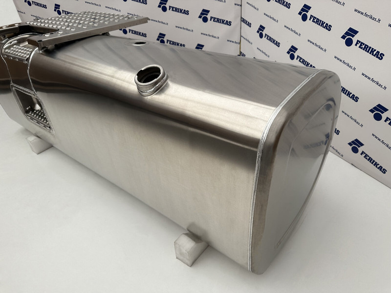 Volvo New aluminum fuel tank 870L - Паливний бак в категорії Вантажівки: фото 2 Volvo New aluminum fuel tank 870L - Паливний бак в категорії Вантажівки: фото 2