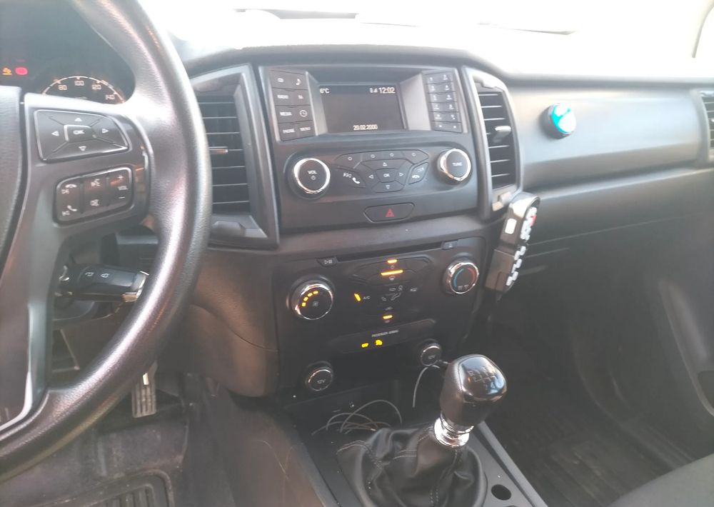 Пікап Ford Ranger 4x4 2.0 TDCI Straż strażacki pożarniczy ratowniczy pickup (Amarok, Navara, L200, Hilux): фото 15 Пікап Ford Ranger 4x4 2.0 TDCI Straż strażacki pożarniczy ratowniczy pickup (Amarok, Navara, L200, Hilux): фото 15