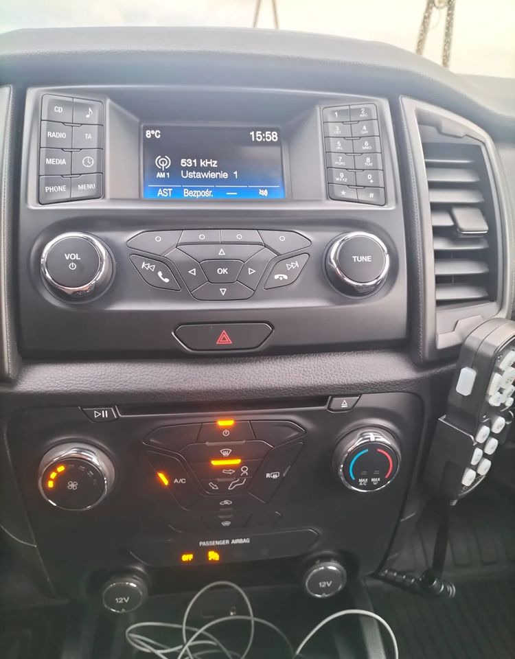 Пікап Ford Ranger 4x4 2.0 TDCI Straż strażacki pożarniczy ratowniczy pickup (Amarok, Navara, L200, Hilux): фото 9 Пікап Ford Ranger 4x4 2.0 TDCI Straż strażacki pożarniczy ratowniczy pickup (Amarok, Navara, L200, Hilux): фото 9