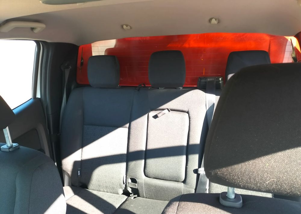 Пікап Ford Ranger 4x4 2.0 TDCI Straż strażacki pożarniczy ratowniczy pickup (Amarok, Navara, L200, Hilux): фото 14 Пікап Ford Ranger 4x4 2.0 TDCI Straż strażacki pożarniczy ratowniczy pickup (Amarok, Navara, L200, Hilux): фото 14