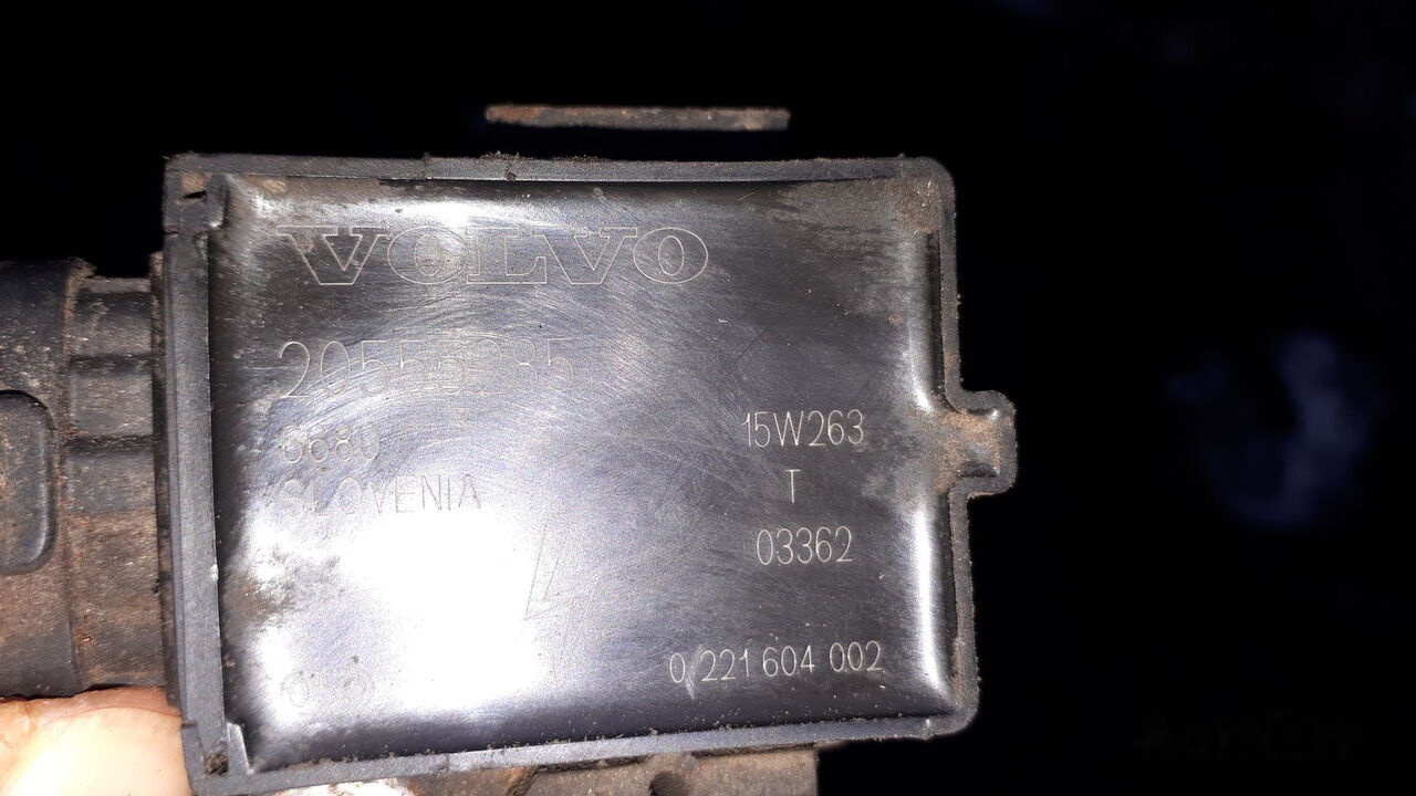 Bosch kolpak svechi 15W263 katushka zazhiganiya 08T199 MAN 0221503035 MAN Volvo - Електрична система в категорії Автобуси: фото 2 Bosch kolpak svechi 15W263 katushka zazhiganiya 08T199 MAN 0221503035 MAN Volvo - Електрична система в категорії Автобуси: фото 2