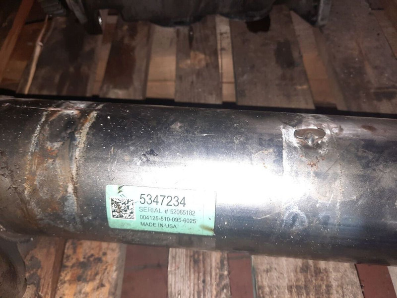 Cummins ISL egr Cooler - Вихлопна система: фото 1 Cummins ISL egr Cooler - Вихлопна система: фото 1