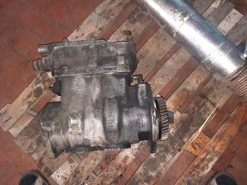 Cummins ISL egr Cooler - Вихлопна система: фото 4 Cummins ISL egr Cooler - Вихлопна система: фото 4