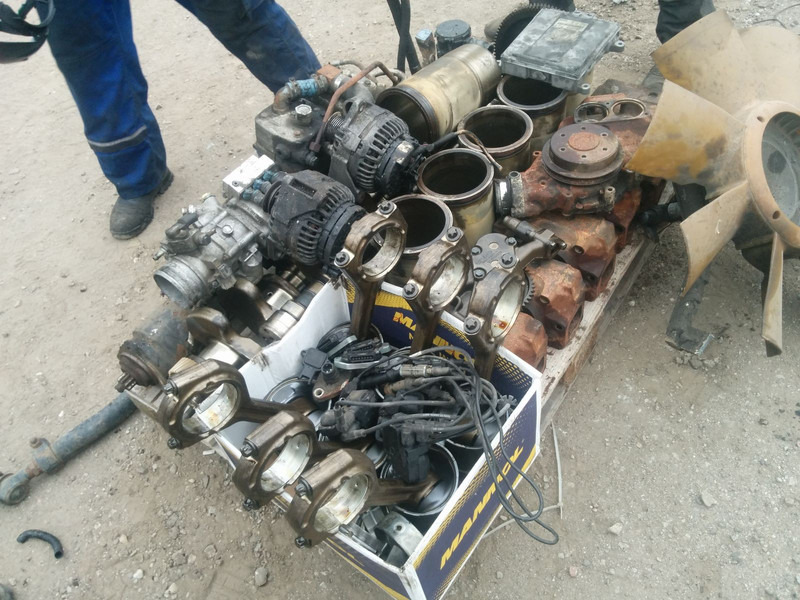 MAN E 2876 LOH 02 - Двигун та запчастини: фото 3 MAN E 2876 LOH 02 - Двигун та запчастини: фото 3