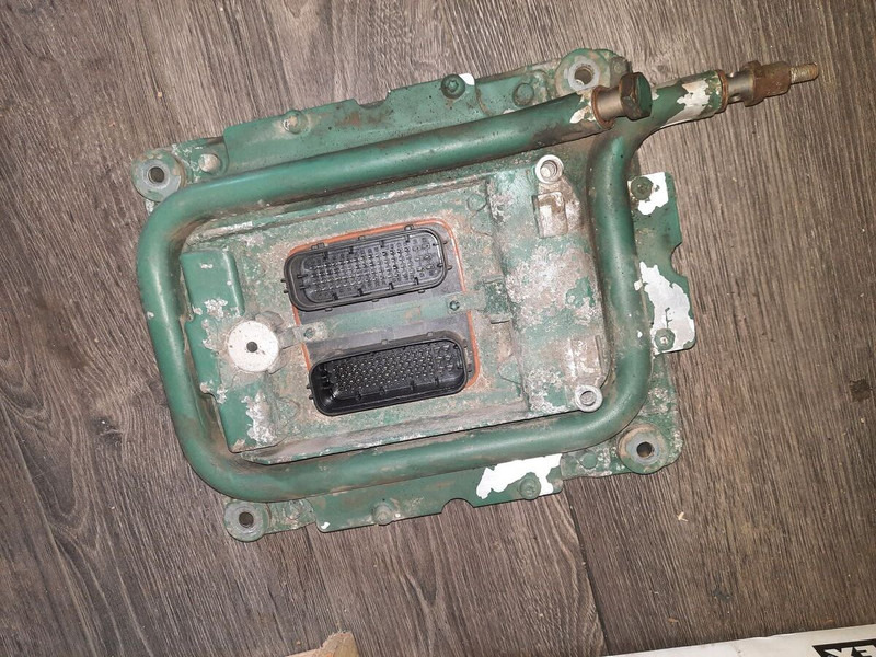 Volvo D12 D7C D9 - Блок управління: фото 1 Volvo D12 D7C D9 - Блок управління: фото 1