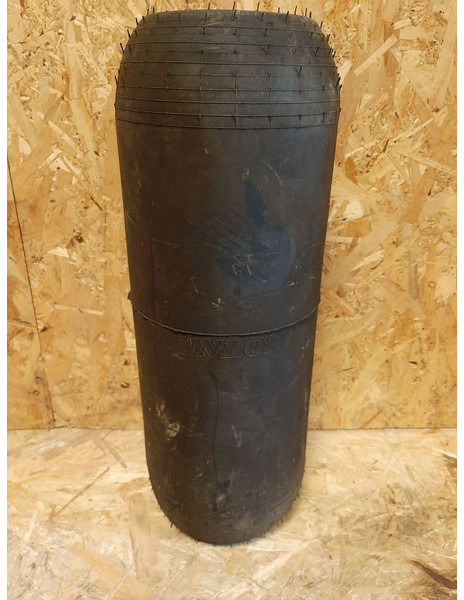 Volvo - Повітряна підвіска: фото 3 Volvo - Повітряна підвіска: фото 3