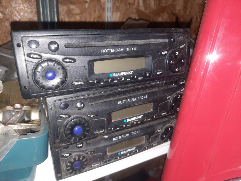 Volvo Video system x-dmr 8 R8 Compact RJ45 - Електрична система: фото 5 Volvo Video system x-dmr 8 R8 Compact RJ45 - Електрична система: фото 5