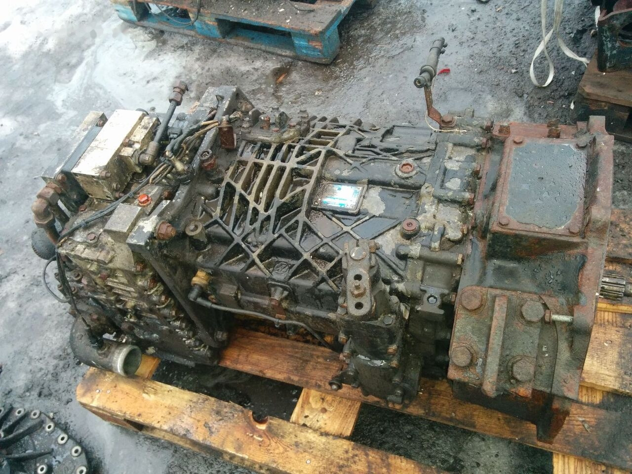 ZF S6 85+GV80/ S6 90 + GV90 Setra 315 - Коробка передач в категорії Автобуси: фото 1 ZF S6 85+GV80/ S6 90 + GV90 Setra 315 - Коробка передач в категорії Автобуси: фото 1
