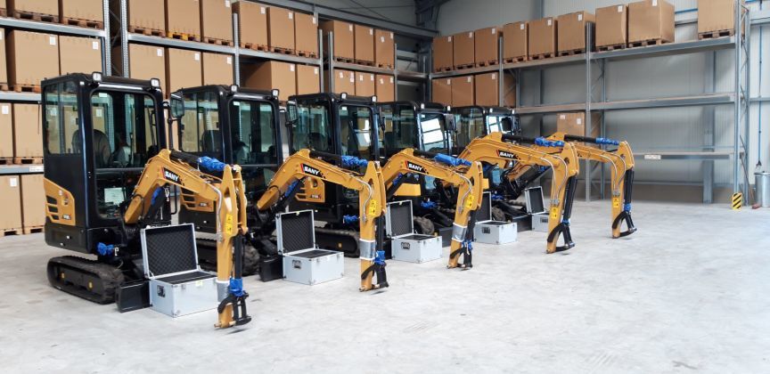 Sany SY18C SY18C - Міні-екскаватор: фото 1 Sany SY18C SY18C - Міні-екскаватор: фото 1