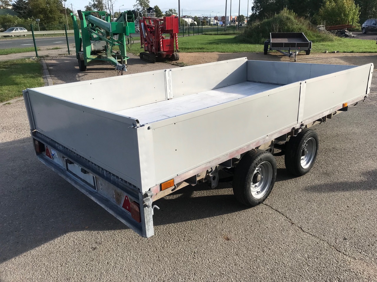 Ifor Williams LM126G - Бортовий причіп/ Платформа: фото 4 Ifor Williams LM126G - Бортовий причіп/ Платформа: фото 4
