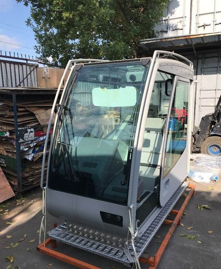 New TADANO FAUN ATF superstructure cab for TADANO FAUN ATF mobile crane - Кабіна в категорії Автокрани: фото 1 New TADANO FAUN ATF superstructure cab for TADANO FAUN ATF mobile crane - Кабіна в категорії Автокрани: фото 1