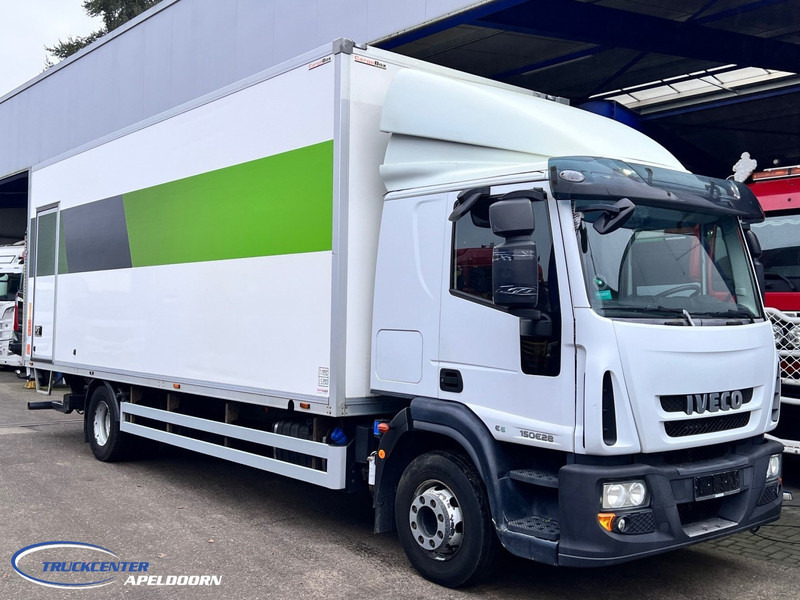 Iveco Eurocargo 150E28 175.650 km, AC, 2000 kg lift, 6 Cylinder - Вантажівка з закритим кузовом: фото 1 Iveco Eurocargo 150E28 175.650 km, AC, 2000 kg lift, 6 Cylinder - Вантажівка з закритим кузовом: фото 1