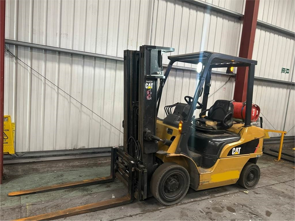 CAT GP25NT - Газовий навантажувач: фото 2 CAT GP25NT - Газовий навантажувач: фото 2