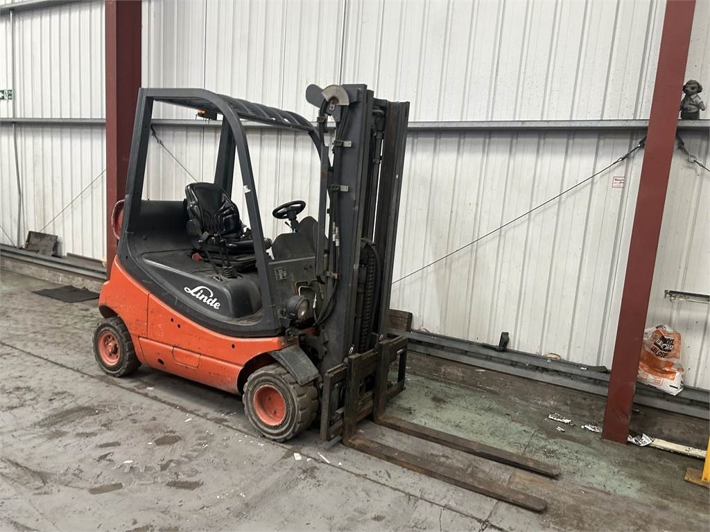 Linde H20T-03 - Газовий навантажувач: фото 4 Linde H20T-03 - Газовий навантажувач: фото 4