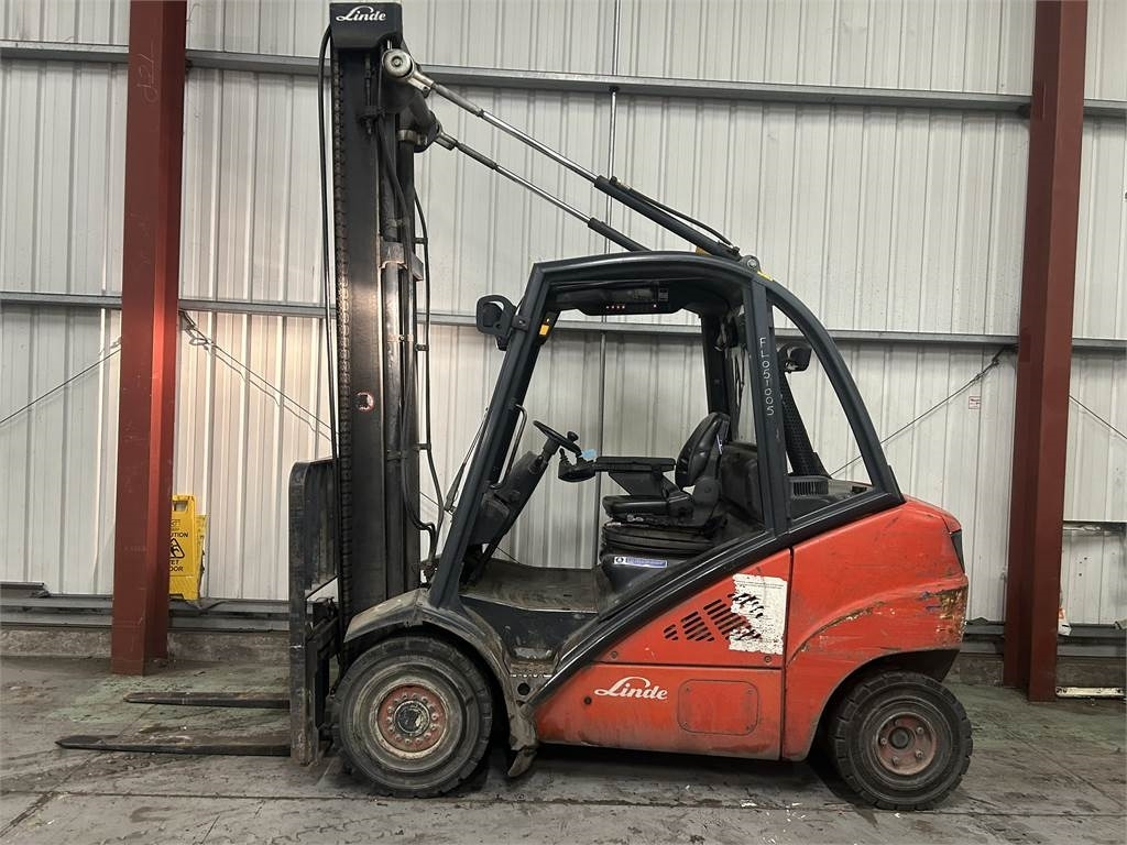Linde H30D - Дизельний навантажувач: фото 1 Linde H30D - Дизельний навантажувач: фото 1