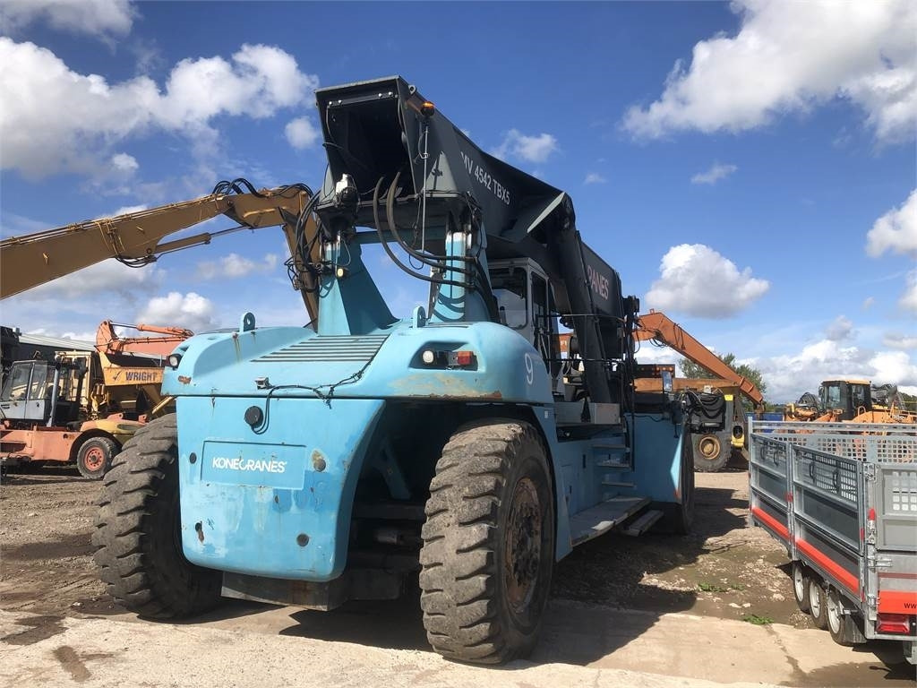 SMV 4542 TBX5 - Річстакер: фото 2 SMV 4542 TBX5 - Річстакер: фото 2