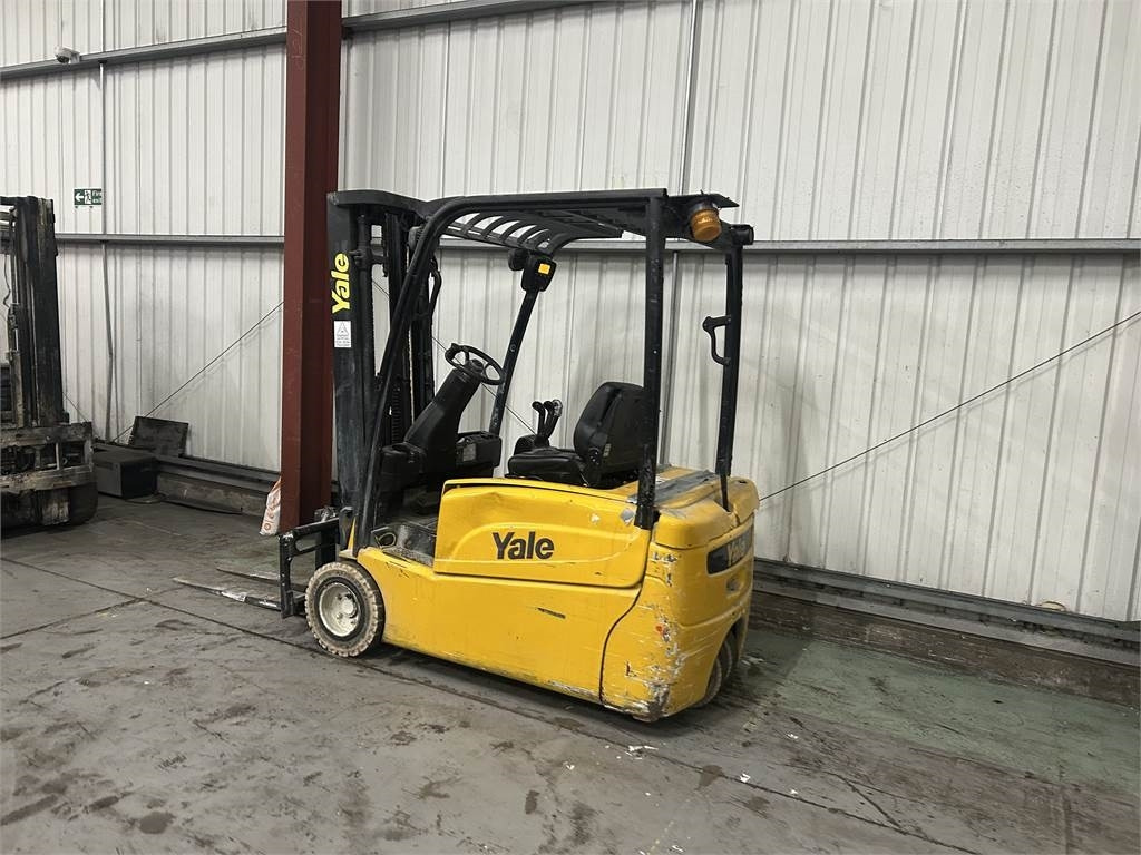 Yale ERP18VT - Електронавантажувач: фото 3 Yale ERP18VT - Електронавантажувач: фото 3