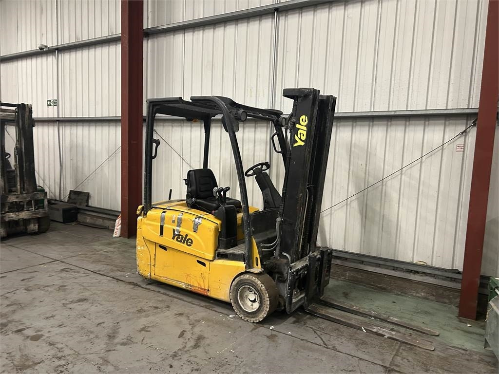 Yale ERP18VT - Електронавантажувач: фото 4 Yale ERP18VT - Електронавантажувач: фото 4