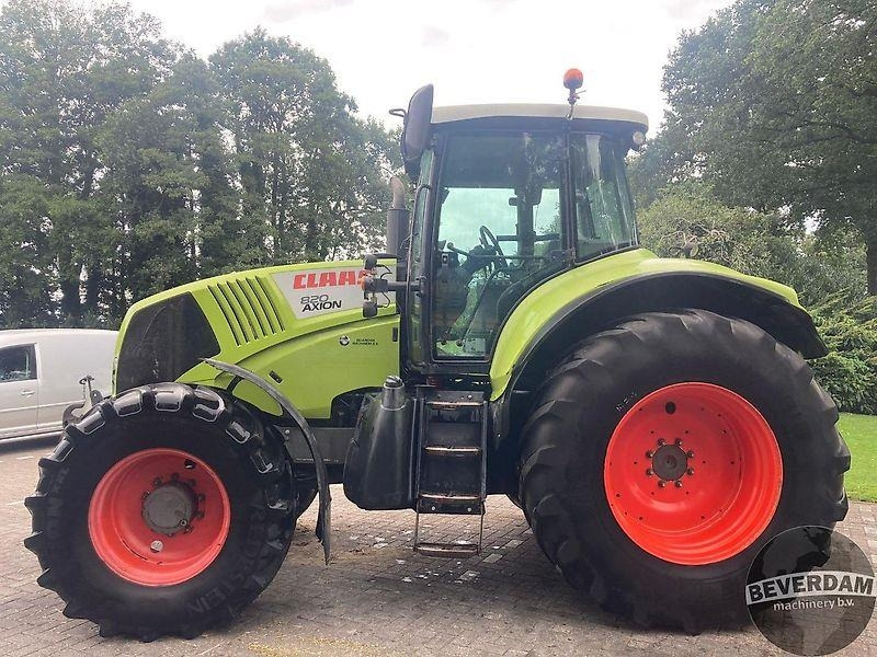 Claas Axion 820 - Трактор: фото 2 Claas Axion 820 - Трактор: фото 2