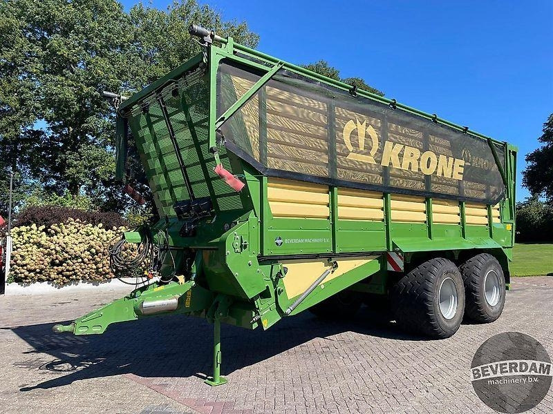 Krone TX 460 - Сільськогосподарська техніка: фото 1 Krone TX 460 - Сільськогосподарська техніка: фото 1