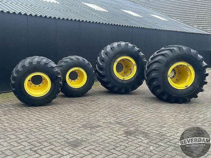 Tianli Terra Flotation 66X43.00R25 48X25.00R20 John Deer - Шина в категорії Сільськогосподарська техніка: фото 1 Tianli Terra Flotation 66X43.00R25 48X25.00R20 John Deer - Шина в категорії Сільськогосподарська техніка: фото 1