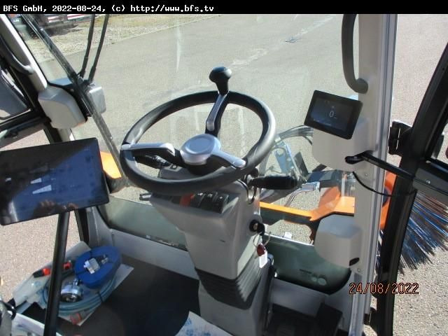 CityCat 2020 XL CityCat V20 mit 3 Besensystem - Підмітально-прибиральна машина: фото 4 CityCat 2020 XL CityCat V20 mit 3 Besensystem - Підмітально-прибиральна машина: фото 4