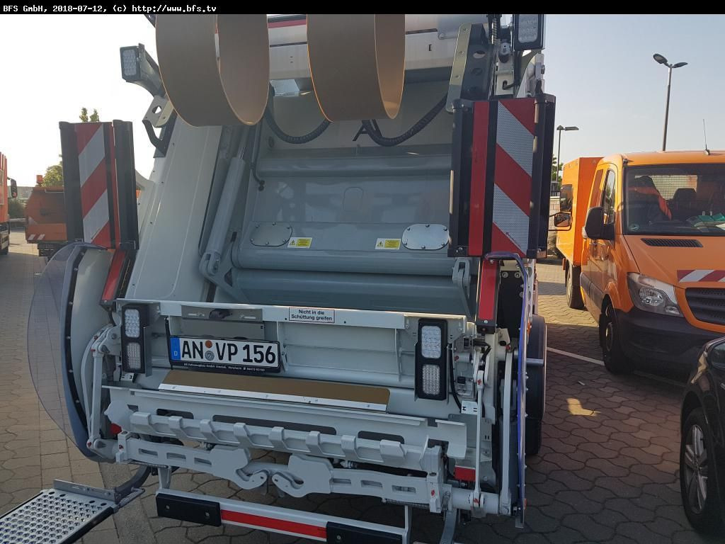 FUSO Canter 9C18 AMT 4x2 HS HL 8,5 t Olympus M - Сміттєвози: фото 4 FUSO Canter 9C18 AMT 4x2 HS HL 8,5 t Olympus M - Сміттєвози: фото 4