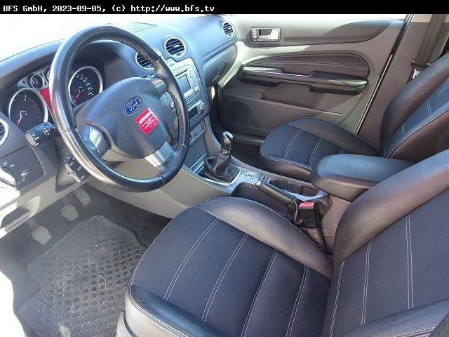 Ford Focus Turnier 1.6 TDCI - Суцільнометалевий фургон: фото 4 Ford Focus Turnier 1.6 TDCI - Суцільнометалевий фургон: фото 4