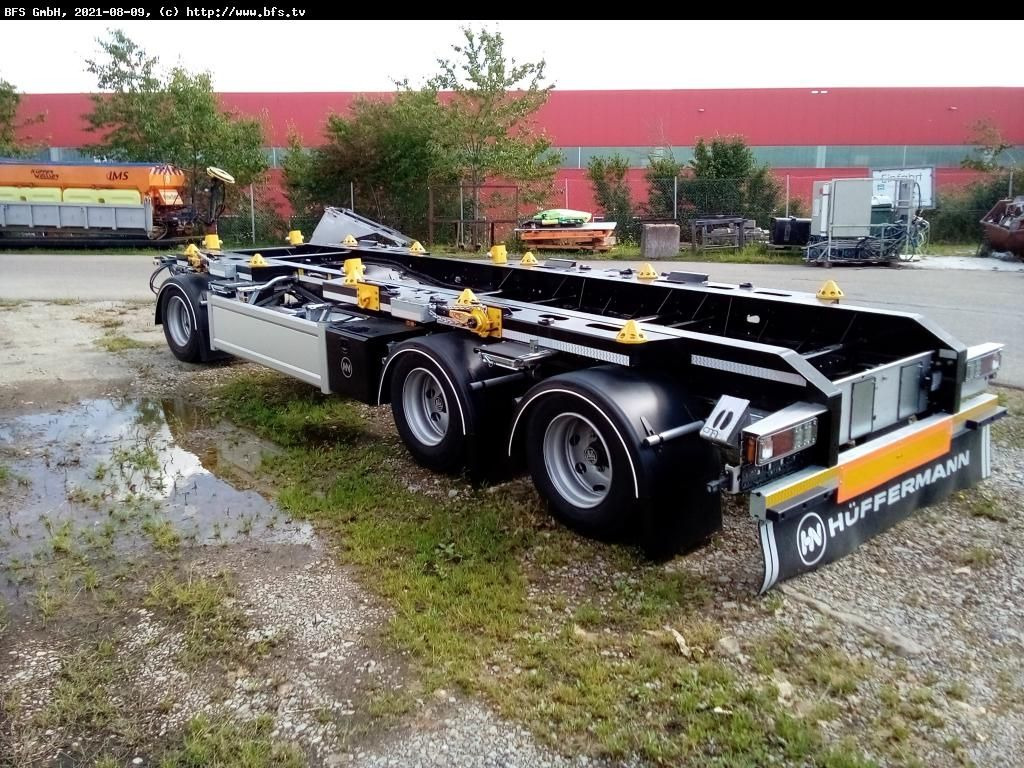 Hüffermann Vario-Carrier HMA 2424 ZB 3-Achs für Absetzmulde - Причіп мультиліфт/ Бункеровоз: фото 3 Hüffermann Vario-Carrier HMA 2424 ZB 3-Achs für Absetzmulde - Причіп мультиліфт/ Бункеровоз: фото 3