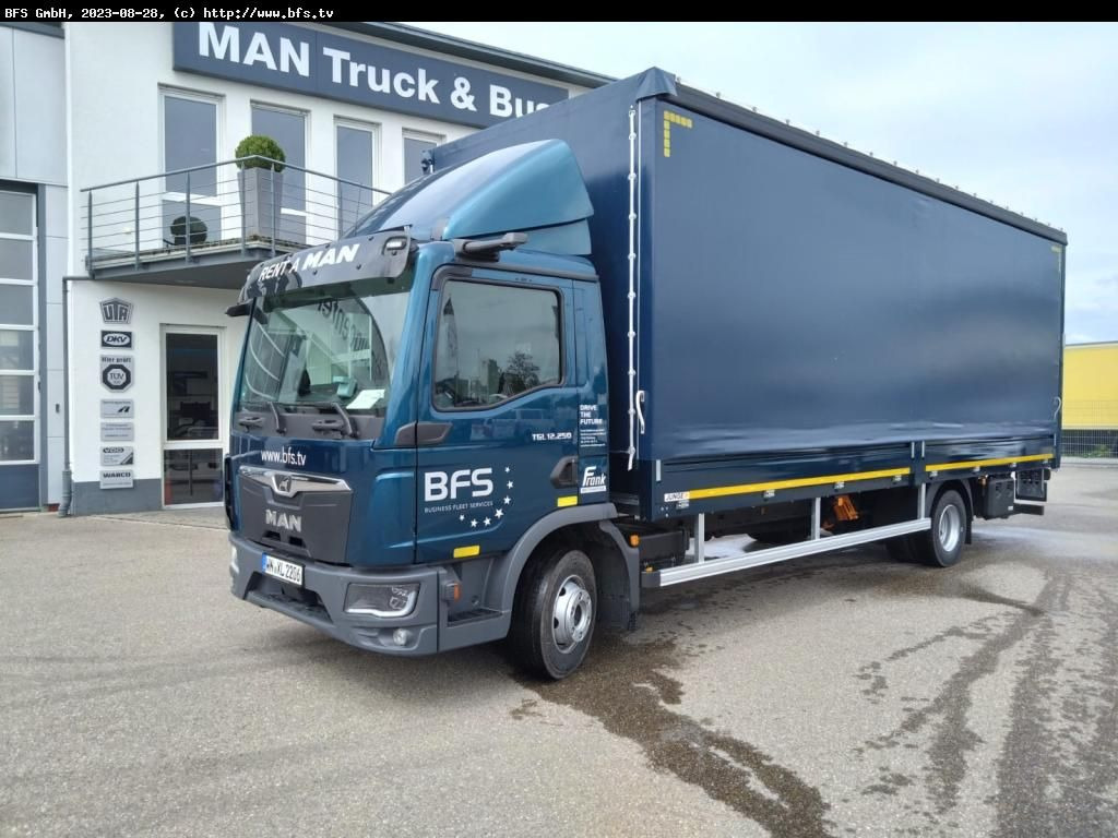 MAN TGL (TG3) 12.250 4x2 BL CH Plane und Spiegel, LB - Тентована вантажівка: фото 1 MAN TGL (TG3) 12.250 4x2 BL CH Plane und Spiegel, LB - Тентована вантажівка: фото 1